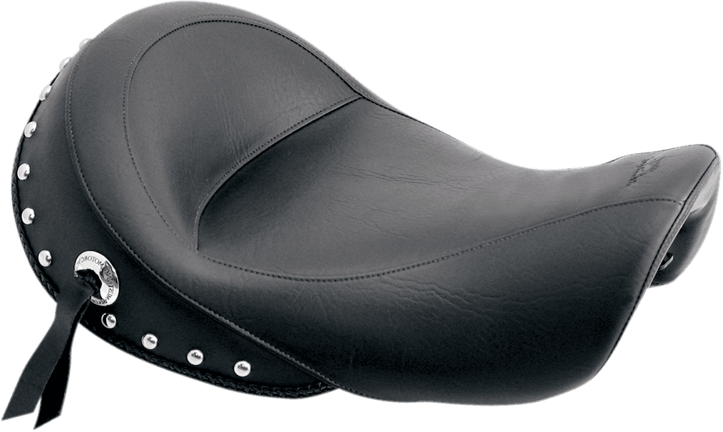 Studded Vinyl Solo Seat — without Backrest — FLD Switchback, FXD Dyna Super Glide, FXDB Street Bob +9 more 2006-2017