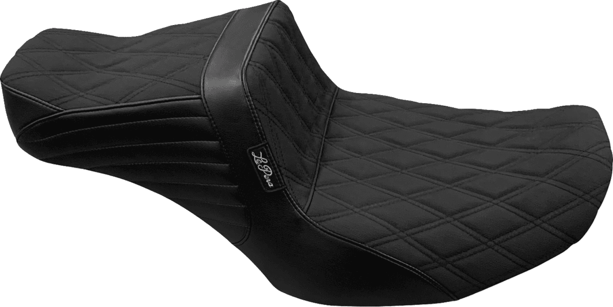 Tailwhip Seat - Double Diamond w/ Gripper - FLH/FLT '23-'25