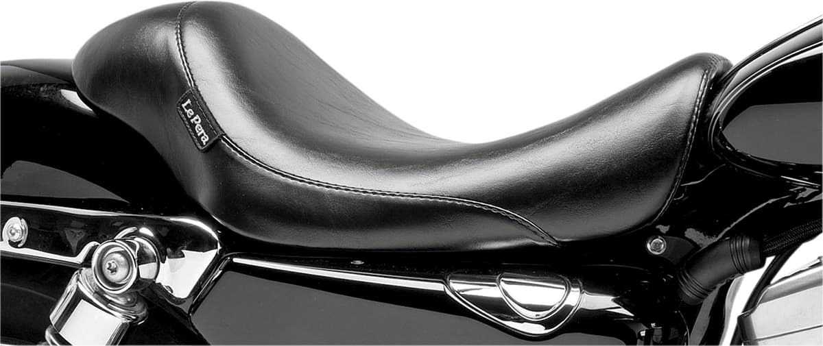 Silhouette Solo Seat - Smooth - Black - XL '07-'09